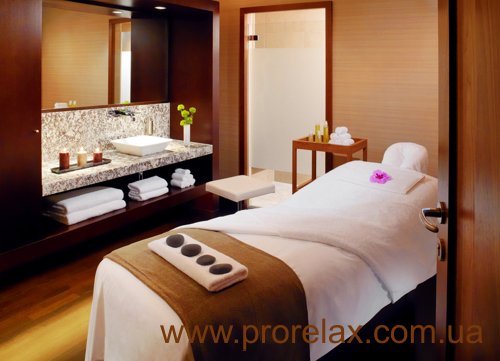 Стол массажный стационарный благодаря своему необычному дизайну прекрасно подходит для использования в салонах Стол массажный стационарный pr074