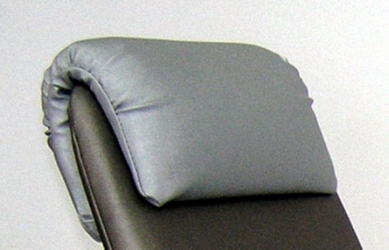 кресло для педикюра с платформой для ванночки и подставкой для ног кресло для педикюра PR_058