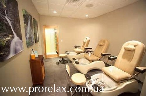 СПА-педикюрное кресло в салон в интерьере СПА-педикюрное кресло в салон