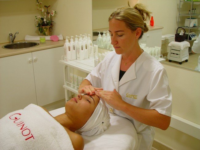 Популярные процедуры в салонах красоты