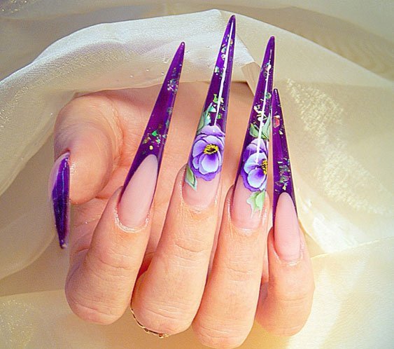 Акриловое наращивание ногтей в салоне Акриловое наращивание ногтей в салоне