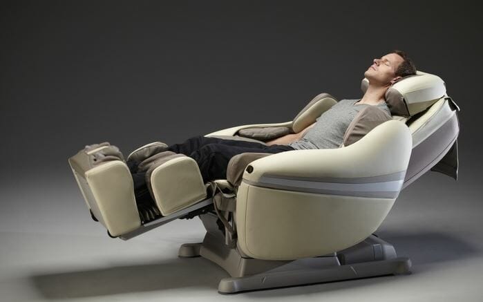 кресло с массажем Inada sogno бежевое